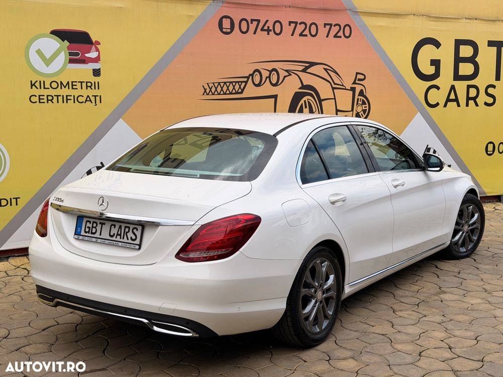 Mercedes-benz C — fotografia 3