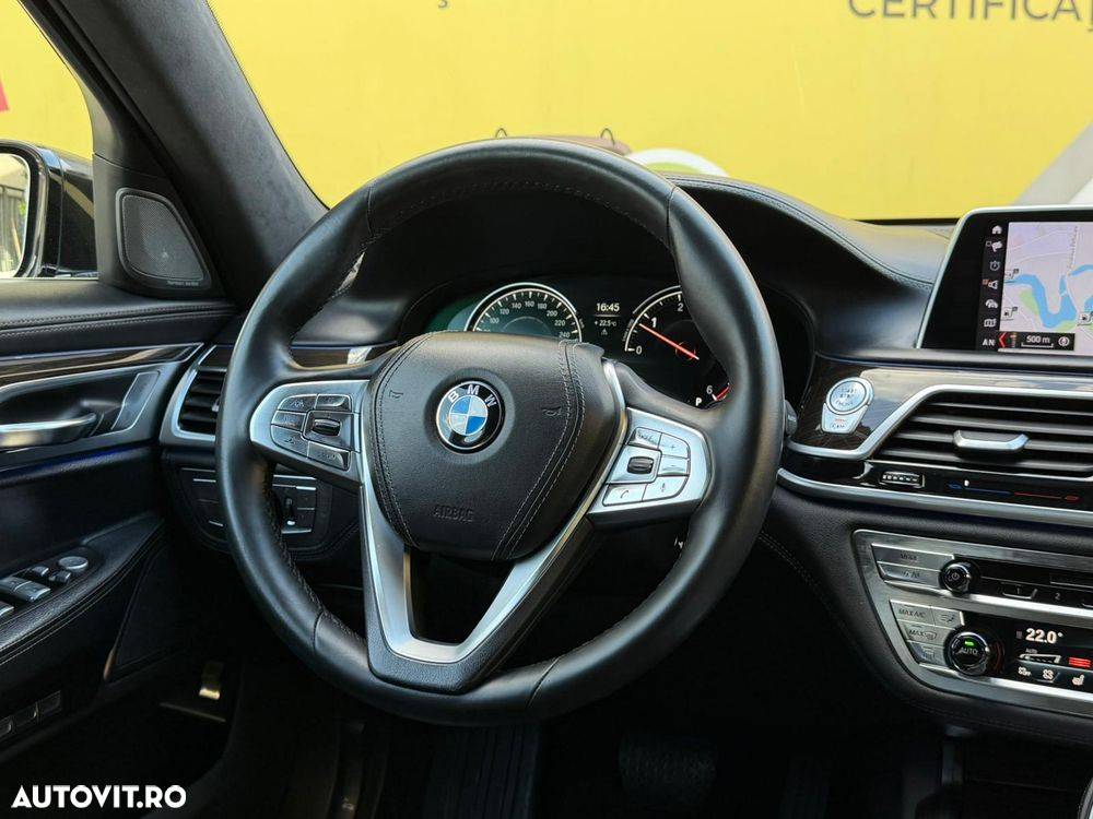 Bmw Seria 7 — fotografia 8