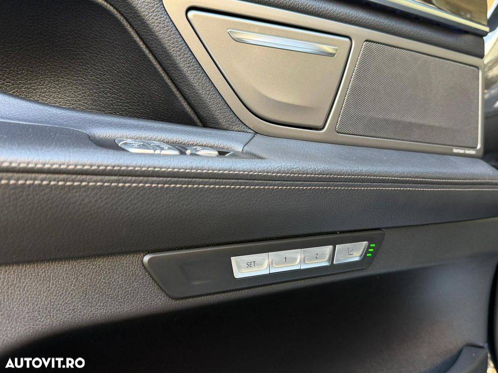 Bmw Seria 7 — fotografia 18
