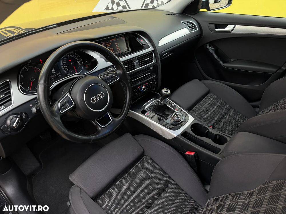 Audi A4 Limuzina — fotografia 2