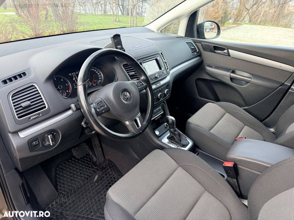 Volkswagen Sharan — fotografia 2