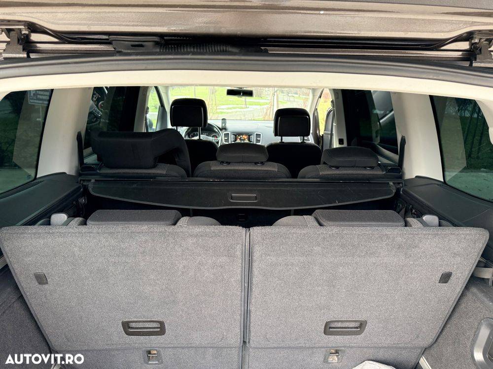 Volkswagen Sharan — fotografia 15