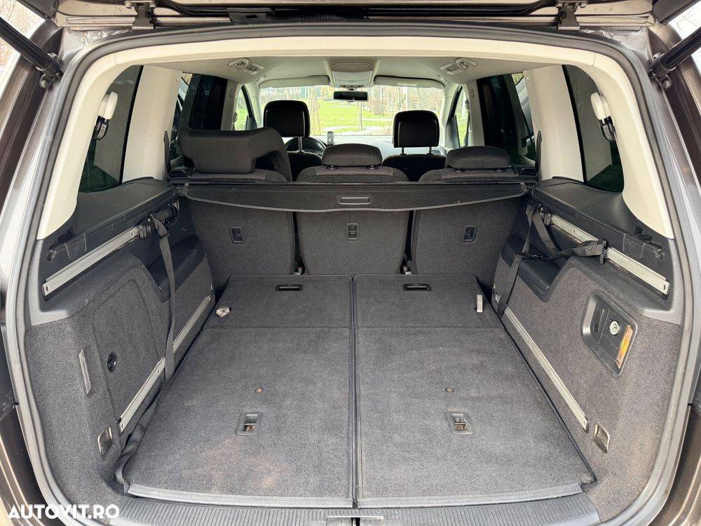 Volkswagen Sharan — fotografia 16