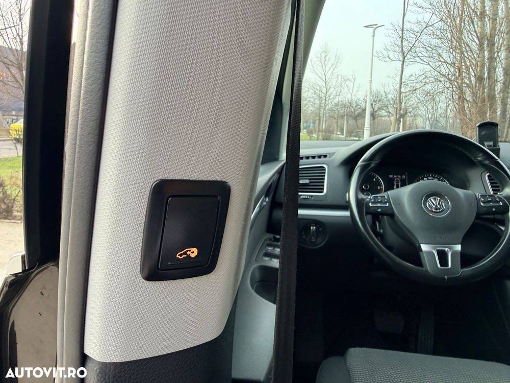 Volkswagen Sharan — fotografia 18