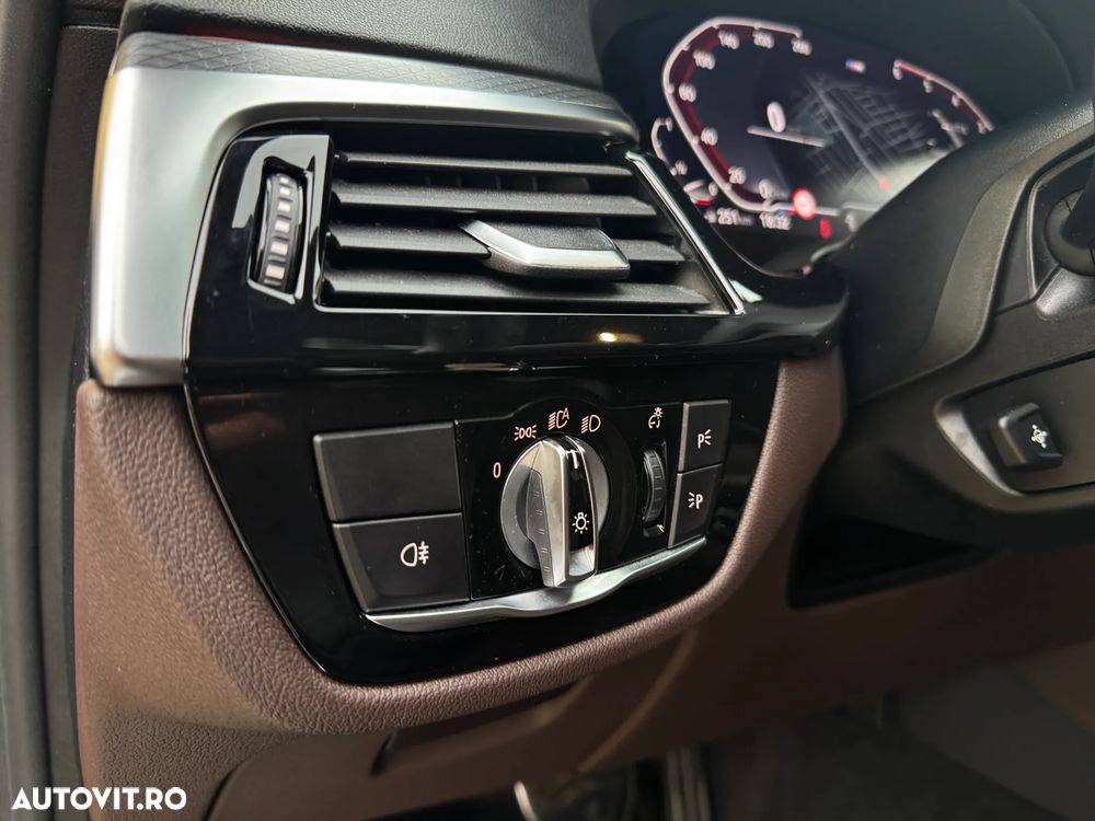 Bmw Seria 5 — fotografia 16
