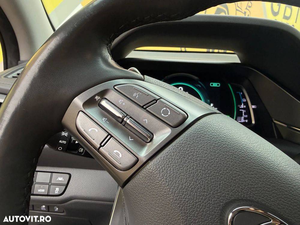 Hyundai IONIQ — fotografia 14