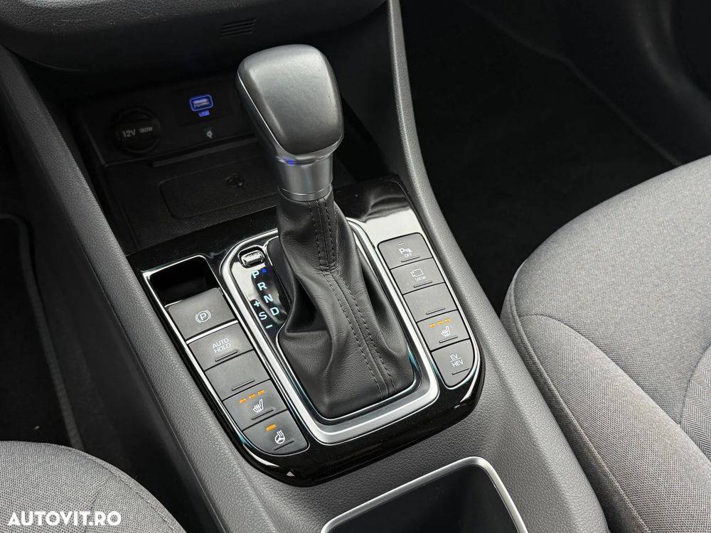 Hyundai IONIQ — fotografia 17