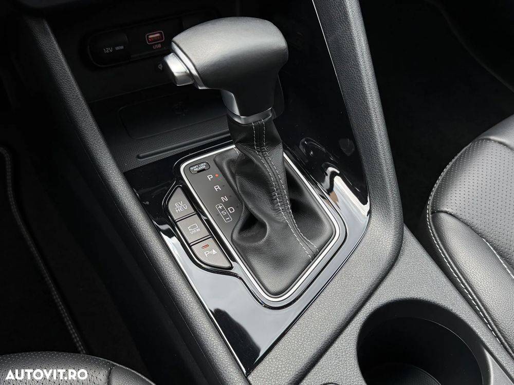Kia Niro — fotografia 25